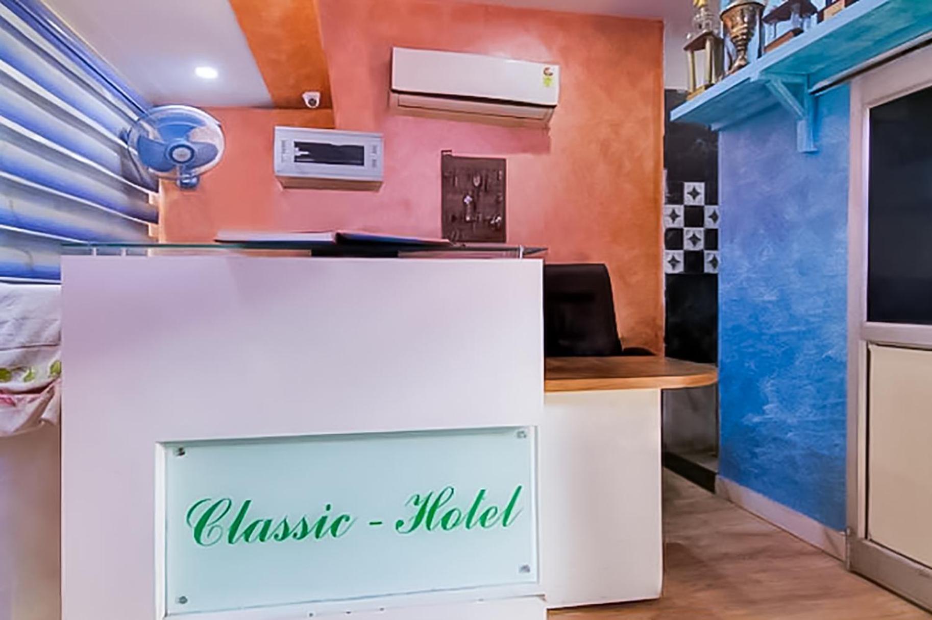 Hotel Classical Opposite Nizamuddin Railway Station New Delhi Ngoại thất bức ảnh